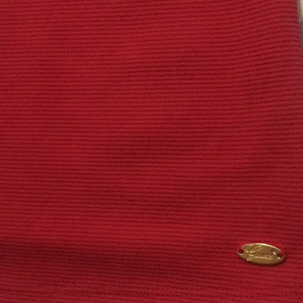 Red top - Picture 3 of 3
